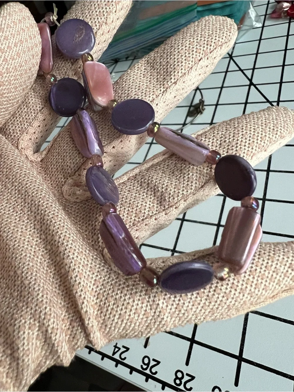 Vintage Purple Mother of Pearl Shell Beaded Stretch Bracelet